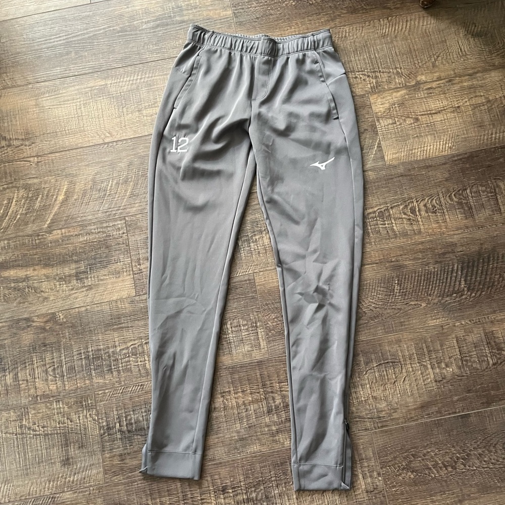 mizuno soft grey sweatpants